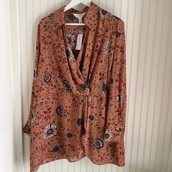 Addition Elle Faux Wrap Floral Tunic Blouse NWT - Picture 3 of 9